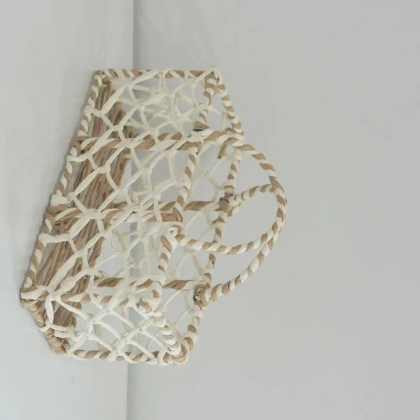 White Paper Raffia Basket For Birthday Gift Hampe